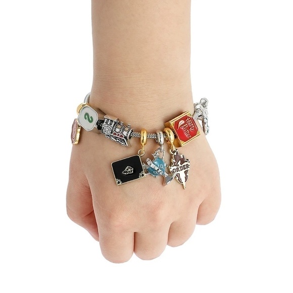 Silver Plated Harry Potter Order Of Phoenix Themed Charm Bracelet - Picture 2 of 6